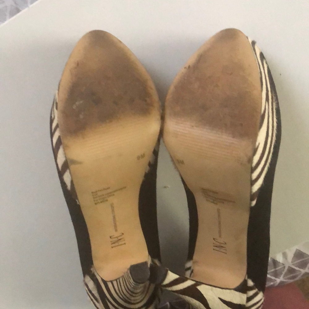 Black platform heels with brown zebra print - Picture 4 of 4